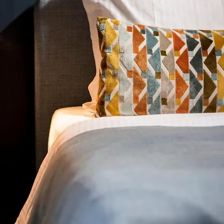 L'histoire De L'eclair Bed & Breakfast *